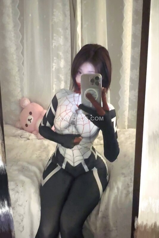 yurasweb Nude Leaked Photos