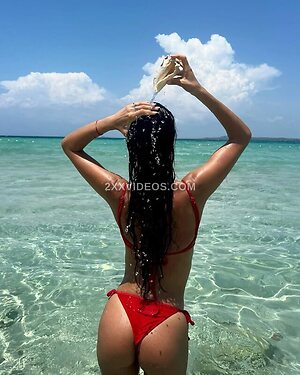 Zaira Nara Nude Leaked Photo #36