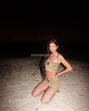Zaira Nara photo