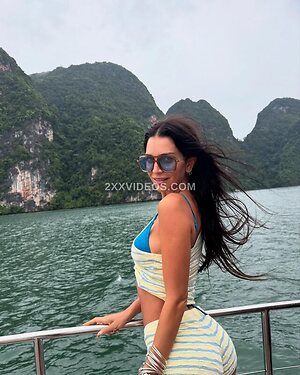 Zaira Nara photo
