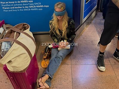 Zara Larsson photo