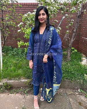 Zarah Sultana Nude Leaked Photo #24