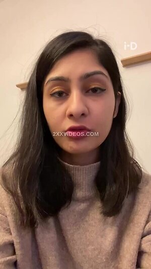 Zarah Sultana Nude Leaked Photo #29