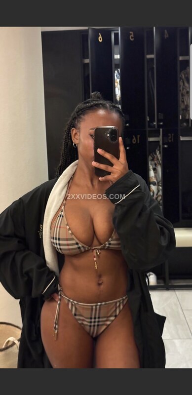 zizipho_majokweni photo