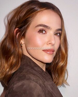 Zoey Deutch Nude Leaked Photo #59