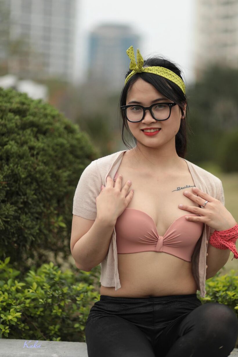 Cute girl flashing in public in glasses, photo 3 of 21