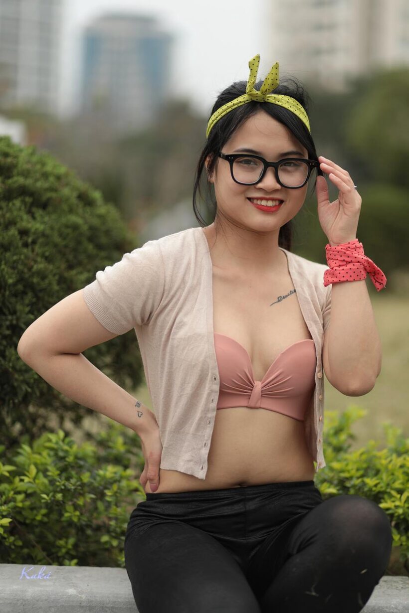 Cute girl flashing in public in glasses (shot 6)