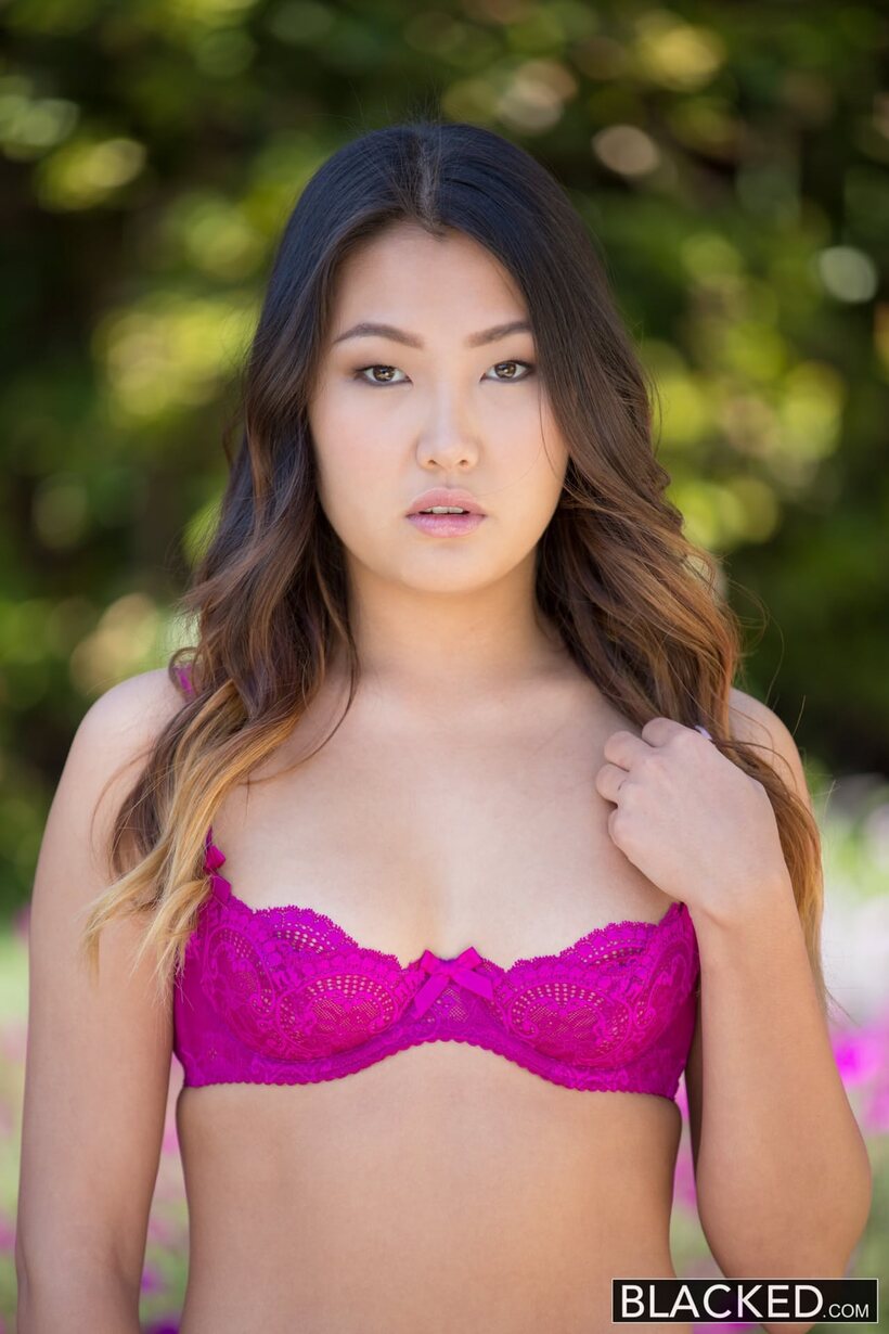 Jade Luv rides a huge BBC in lingerie, then gets a facial finish (shot 1)