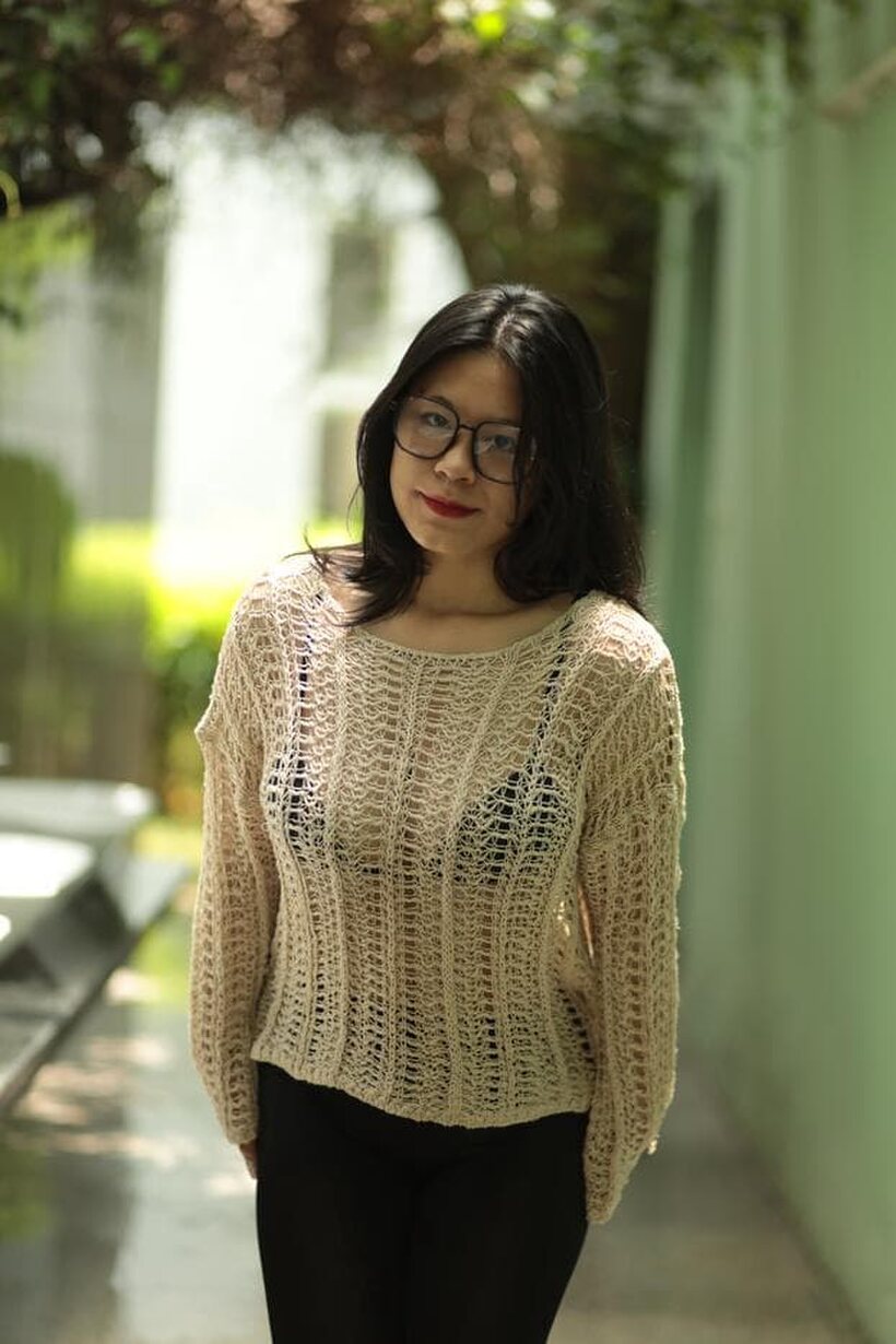 Image 15/21: Wanara hikes up her sweater to flash those sexy Asian tits
