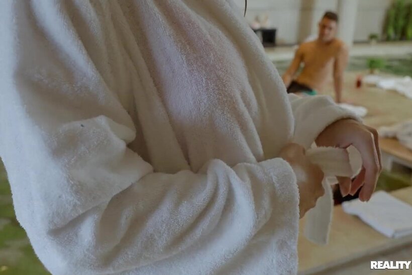 Amateur Irina Cage fucks hard and shows her pussy with Jimmy Bud, photo 1 of 21