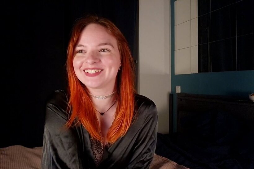 Photo 1 — Emo girl getting a massage