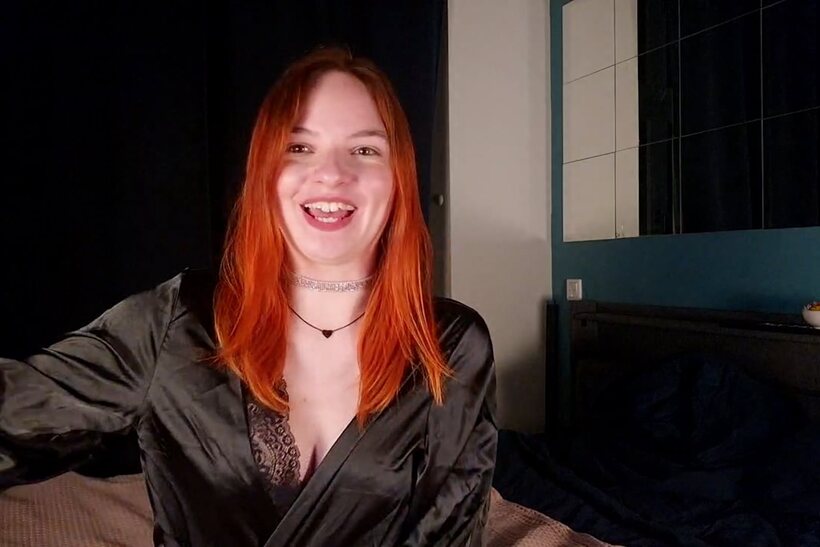 Amateur nude photo 2 — Emo girl getting a massage
