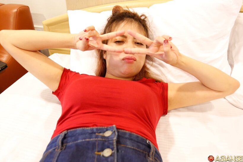 Star flashes her big booty before a cumshot lands on her, POV (shot 6)