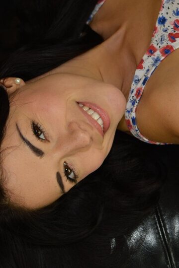 Cute Ava Dalush exposes her feet while spreading