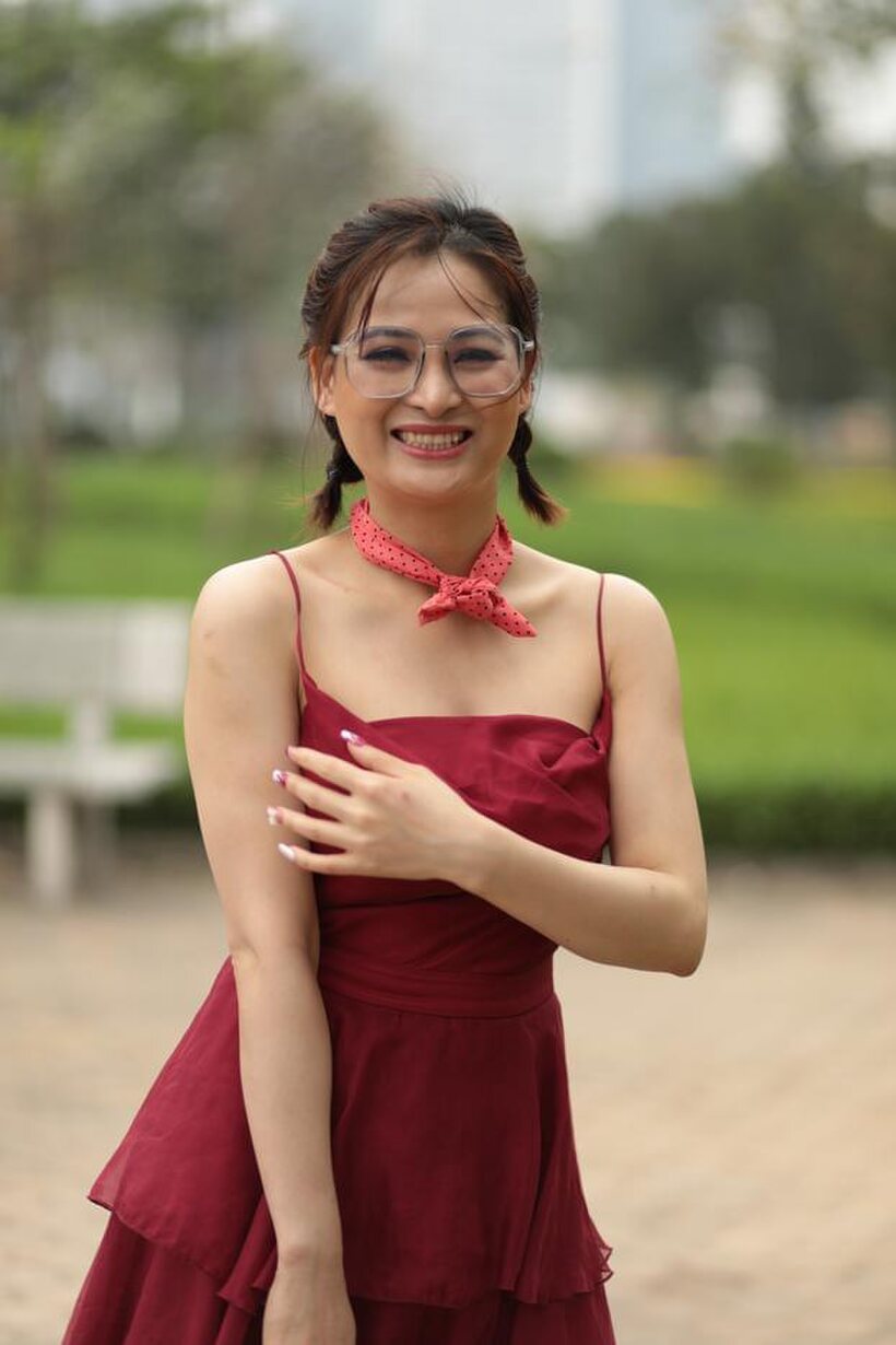 Photo 21 — Nerdy girl gets naked and starts flashing in public in public