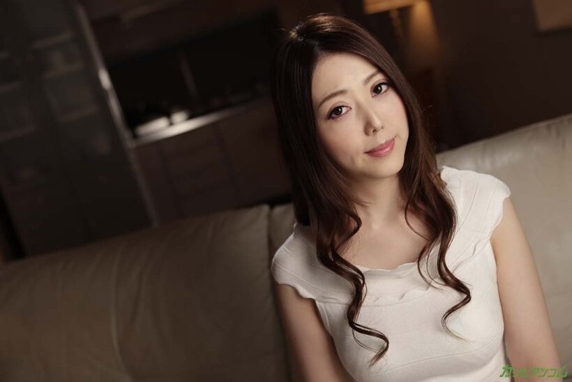 After rough sex, Rei Furuse takes a hot creampie to her wet pussy (shot 1)
