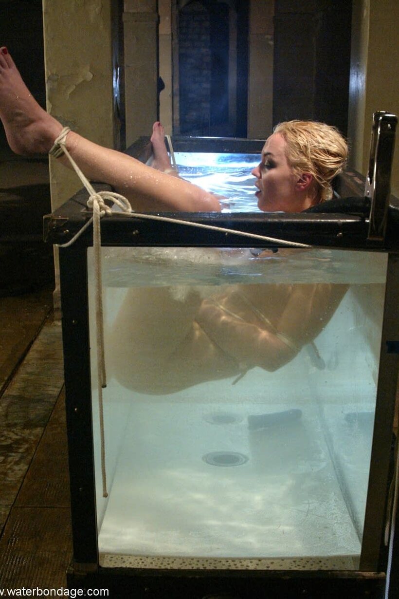 Image 21/21: Wet Annette Schwarz plays with a dildo and shows her natural tits and pussy