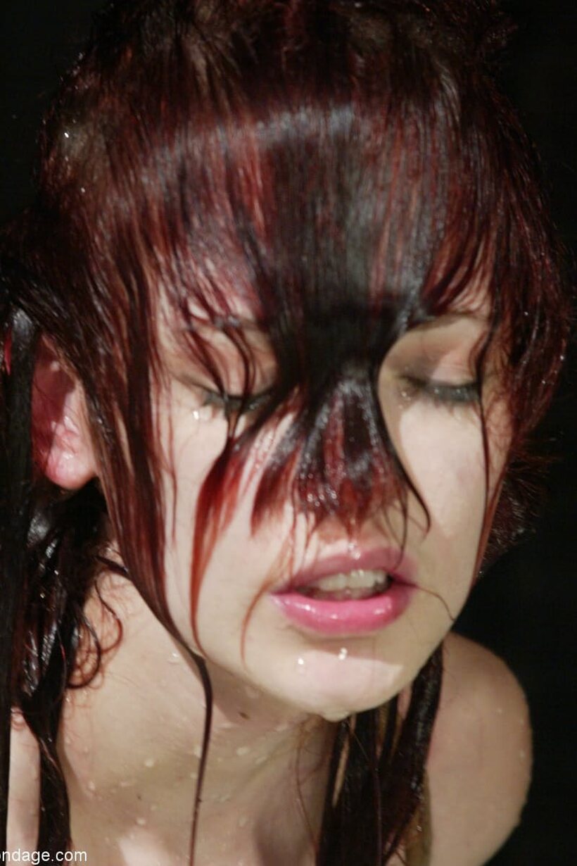 Justine Jolie pic 13 from the set «Petite Justine Jolie tied up in the bath with Sarah Blake»