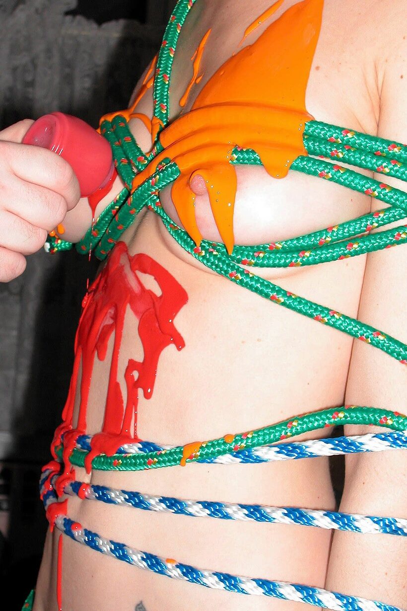 Amateur nude photo 3 — Michelle Brookes gets tied down and soaked with body paint in the bath