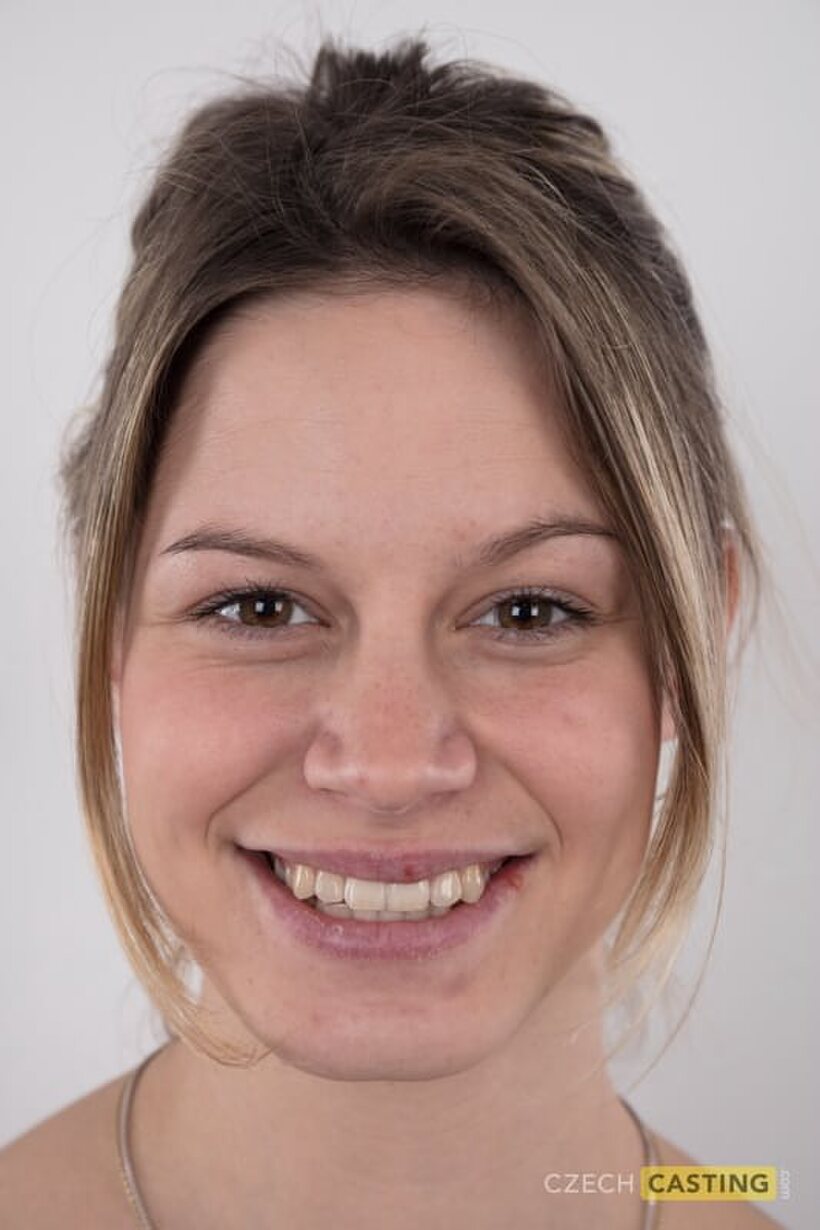 Image 1/20: Martina poses nude after undressing completely for a casting