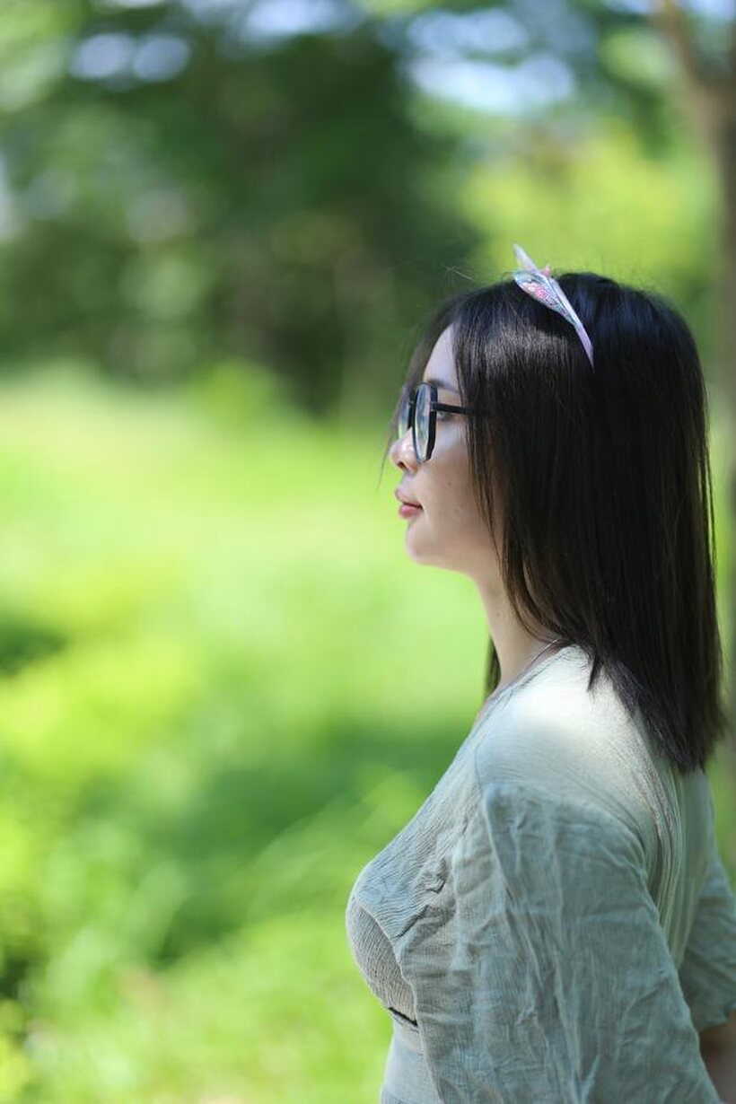 Photo 12 — Beautiful girl in a skirt shows her ass outdoors