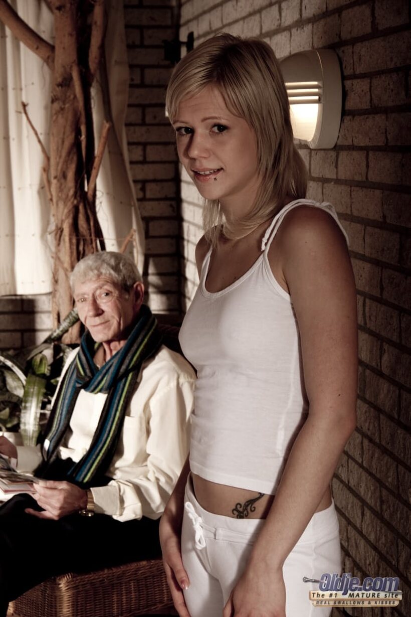 Cute blonde trades blowjobs before taking her much older lover, photo 1 of 17
