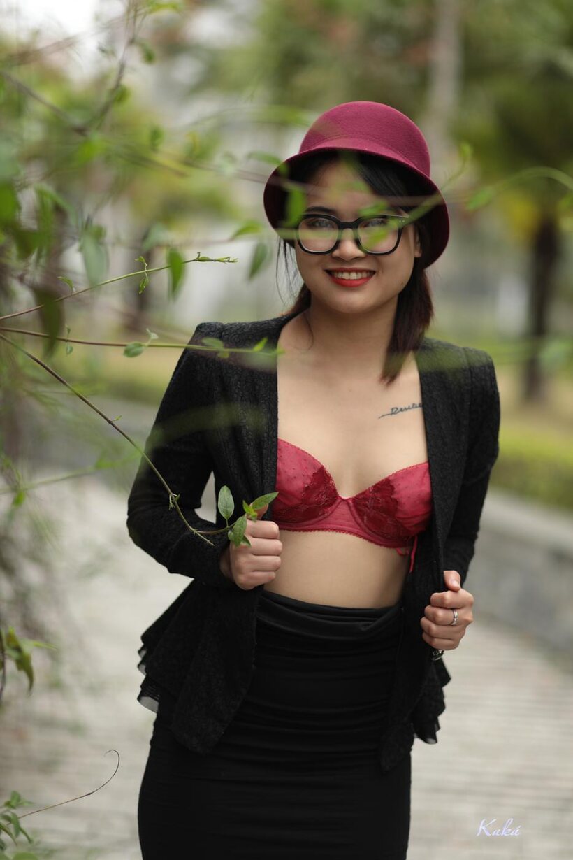 Image 8/21: Petite girl undressing in public