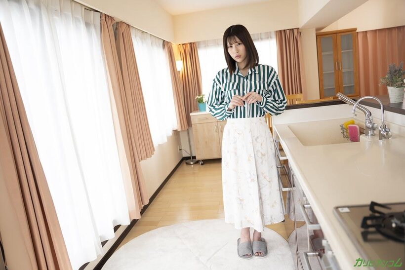 Wild hardcore sex leaves Asian MILF Nako Nagase creampied hard, photo 1 of 20