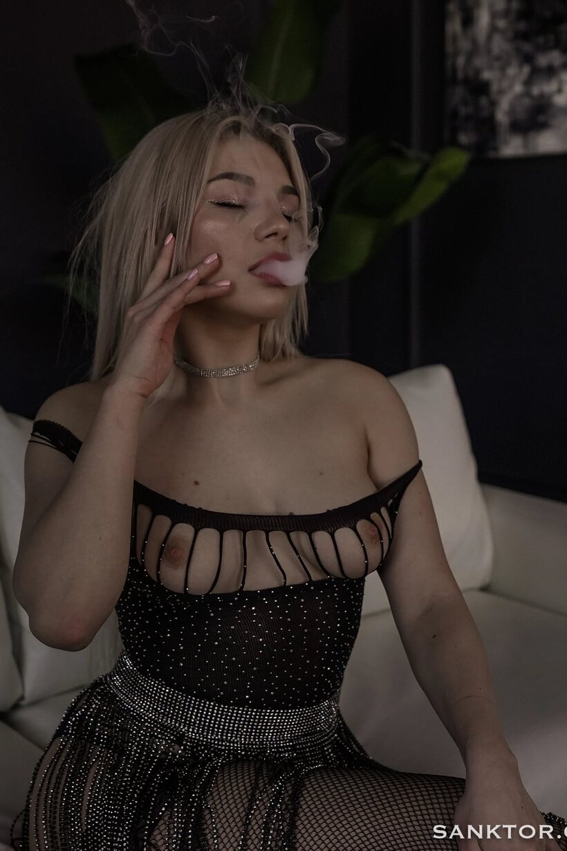Ass nude photo 20 — 4. Alice Sanktor strikes teasing poses in sexy hosiery