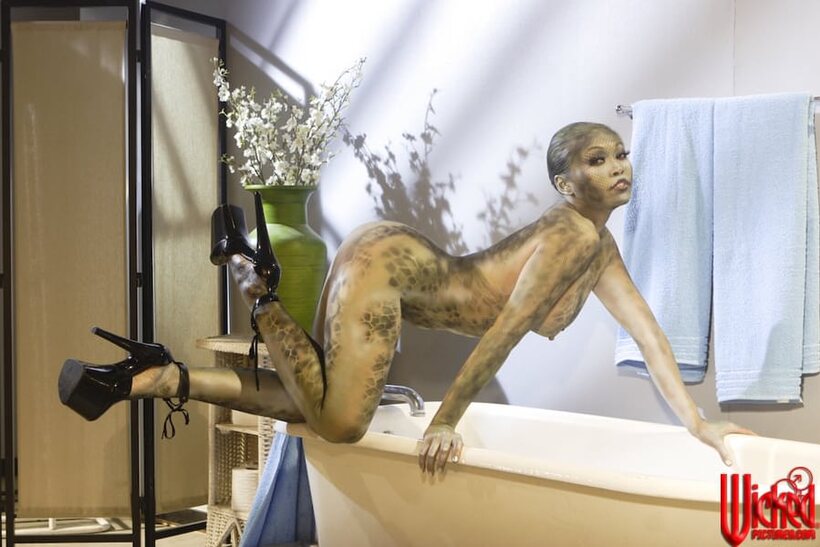 Derrick Pierce nude photo 8 — MILF Mika Tan flaunts her big tits in the bath