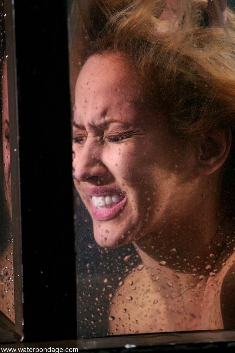 Isis Love nude photo 14 — Isis Love gets her pussy rubbed during water tank bondage