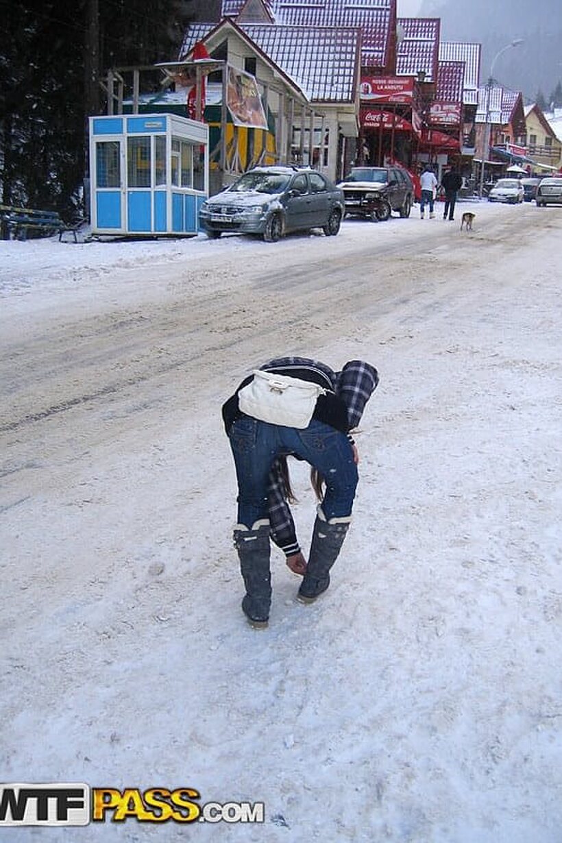 Amateur pic 5 from the set «Amateur couple snaps selfies during a visit to a snowy town»