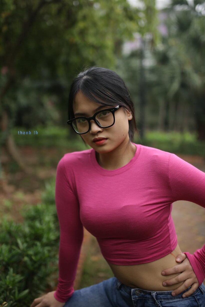 Asian girl gets naked outdoors and shows her tiny tits (shot 7)