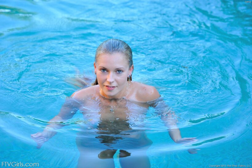 Lena Nicole strips by the pool after topless yoga poses (shot 18)