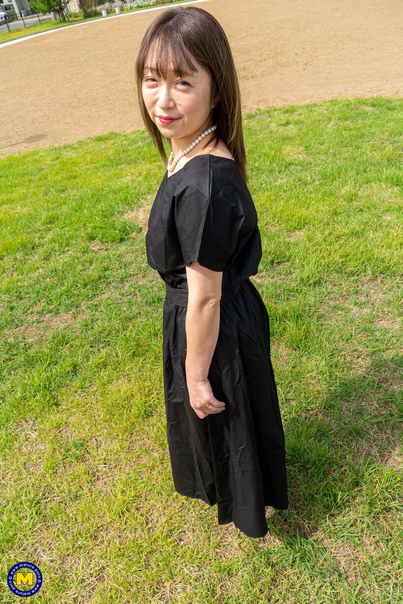 Shiho Aoyama nude photo 4 — Asian Shiho Aoyama exposes her hairy pussy and ass while undressing