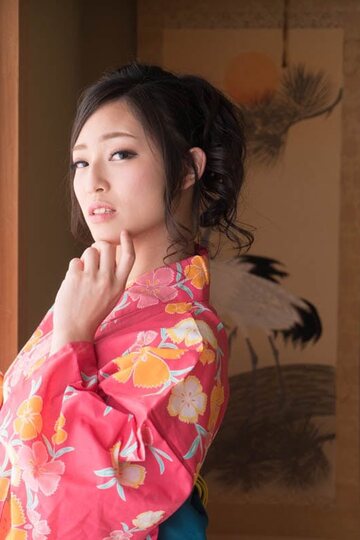 Japanese Chiaki Hidaka exposes her pussy and ass while fucking hard