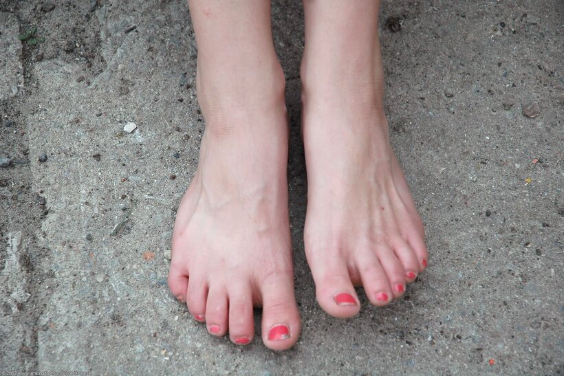 Barefoot by the water, young amateur shows off her pussy and tits (shot 7)
