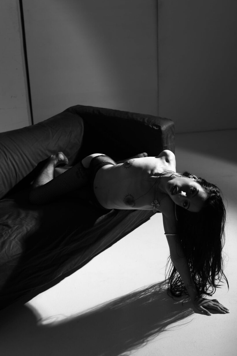 Photo 7 — Kore Fox goes topless in black and white, flaunting her big booty