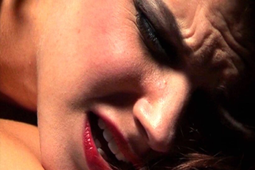 Bobbi Starr pic 2 from the set «Bobbi Starr and Stella Delacroix get rough in a BDSM threesome with Jay Snake»