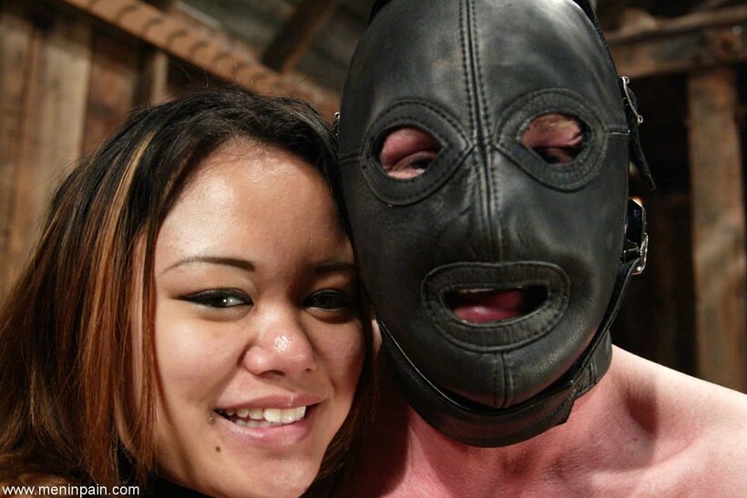 Annie Cruz pic 18 from the set «Asian Annie Cruz exposes her big tits while squirting»