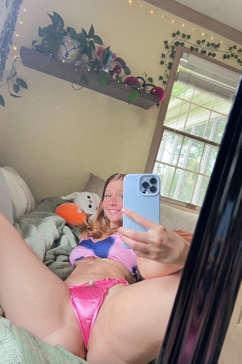Amateur nude photo 2 — Petite girl takes selfies and shows her natural tits and asshole in a thong