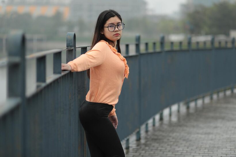 Photo 3 — Beautiful girl gets naked in public