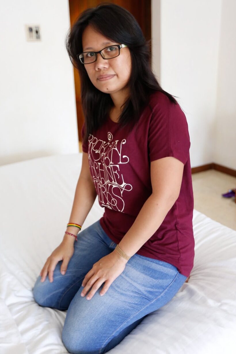 Chacha flashes her big ass before POV sex in jeans (shot 9)