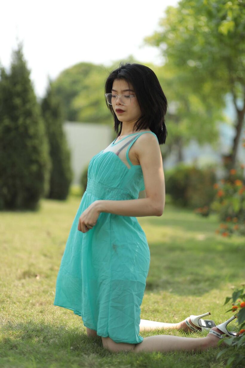 Photo 2 — Beautiful girl gets naked outdoors