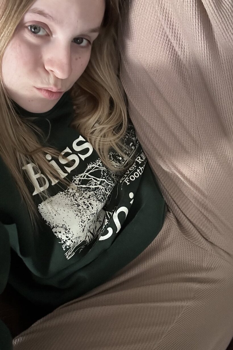 Image 8/11: Hoodie-clad curvy girl snaps selfies in cotton panties and shows her ass