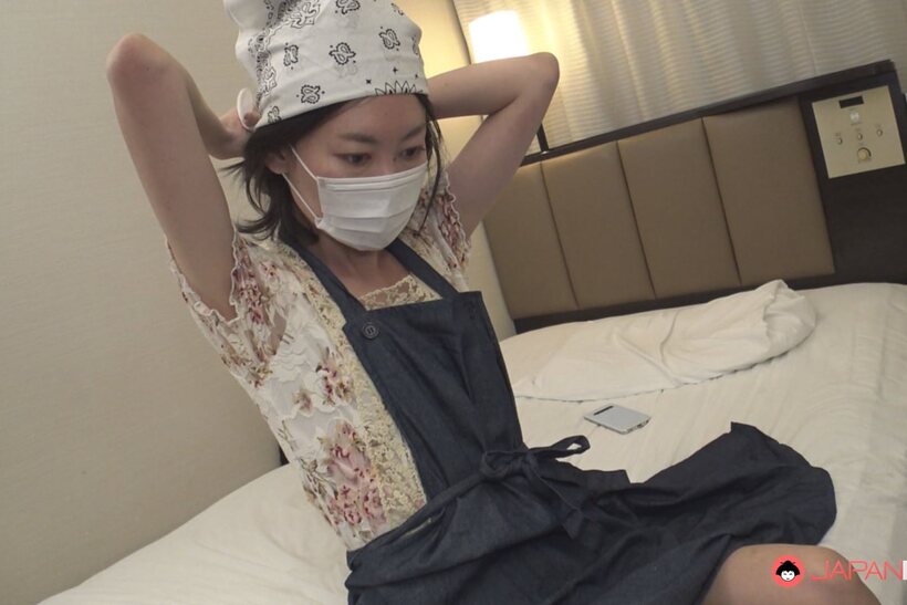 Image 20/20: Manami Honjyo’s furry twat gets dick and creampied by her husband