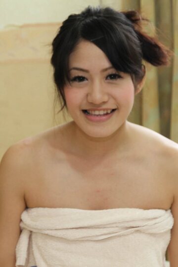 Sumire shows off her fit nude body and sucks cock
