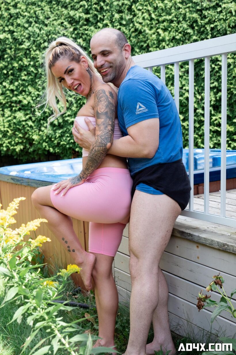 Pamela Kayne nude photo 7 — MILF Pamela Kayne shows her big tits while fucking hard with Rick Hard