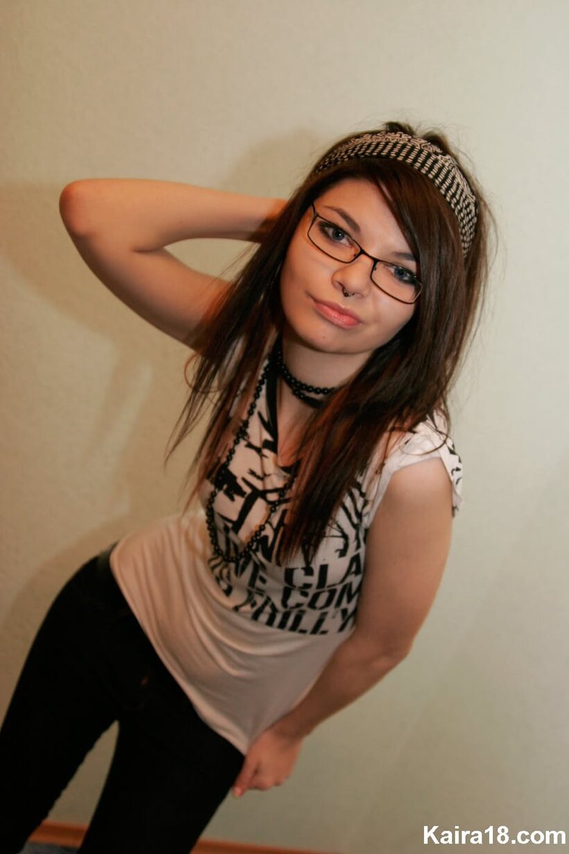 Kaira 18 nude photo 1 — Kaira 18 slips off her glasses for a non nude modeling set