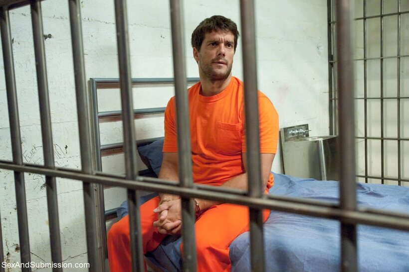 Image 2/20: In a prison cell, Simone Sonay gets pounded by an inmate